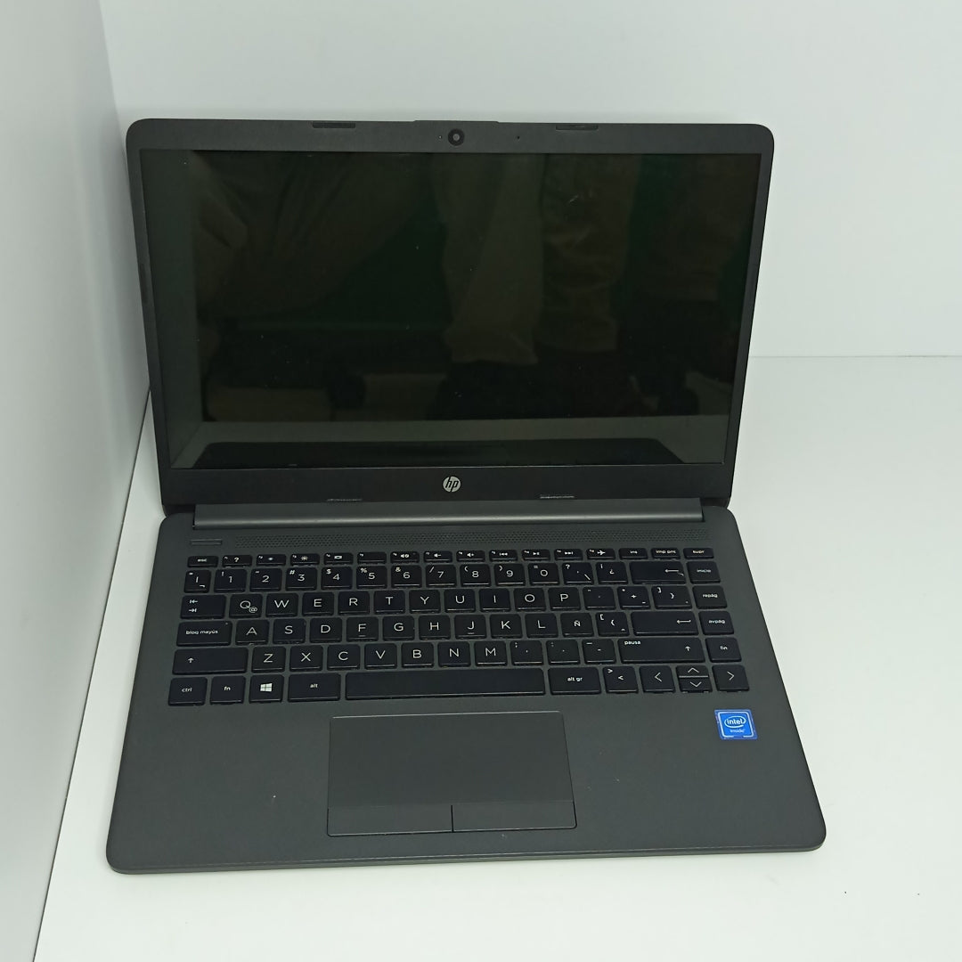 LAPTOP HP 14-CF2505LA (2022) 128 GB SSD 4 GB RAM (SEMINUEVO)