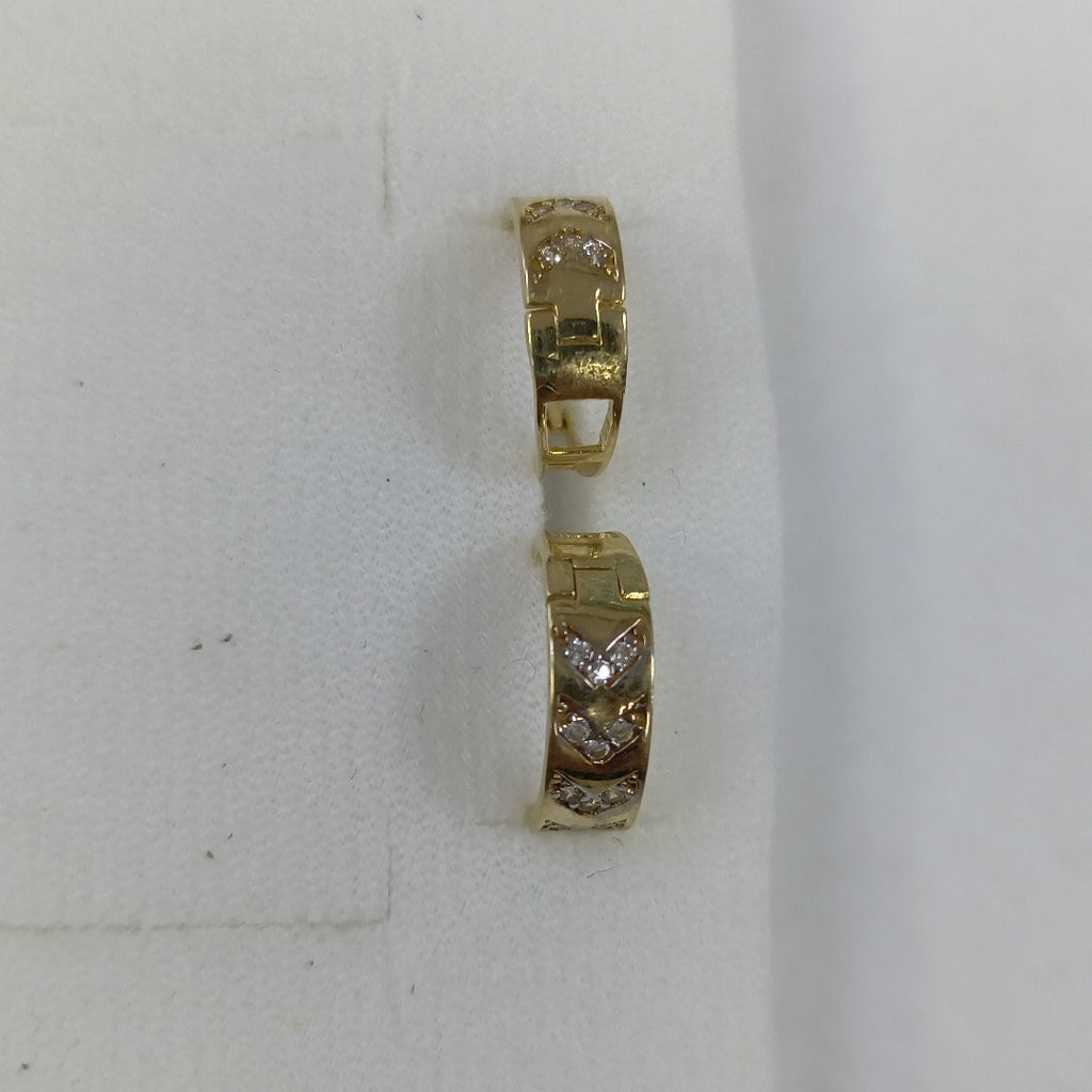 HUGGIES ORO 14K 2.5 (NUEVO)