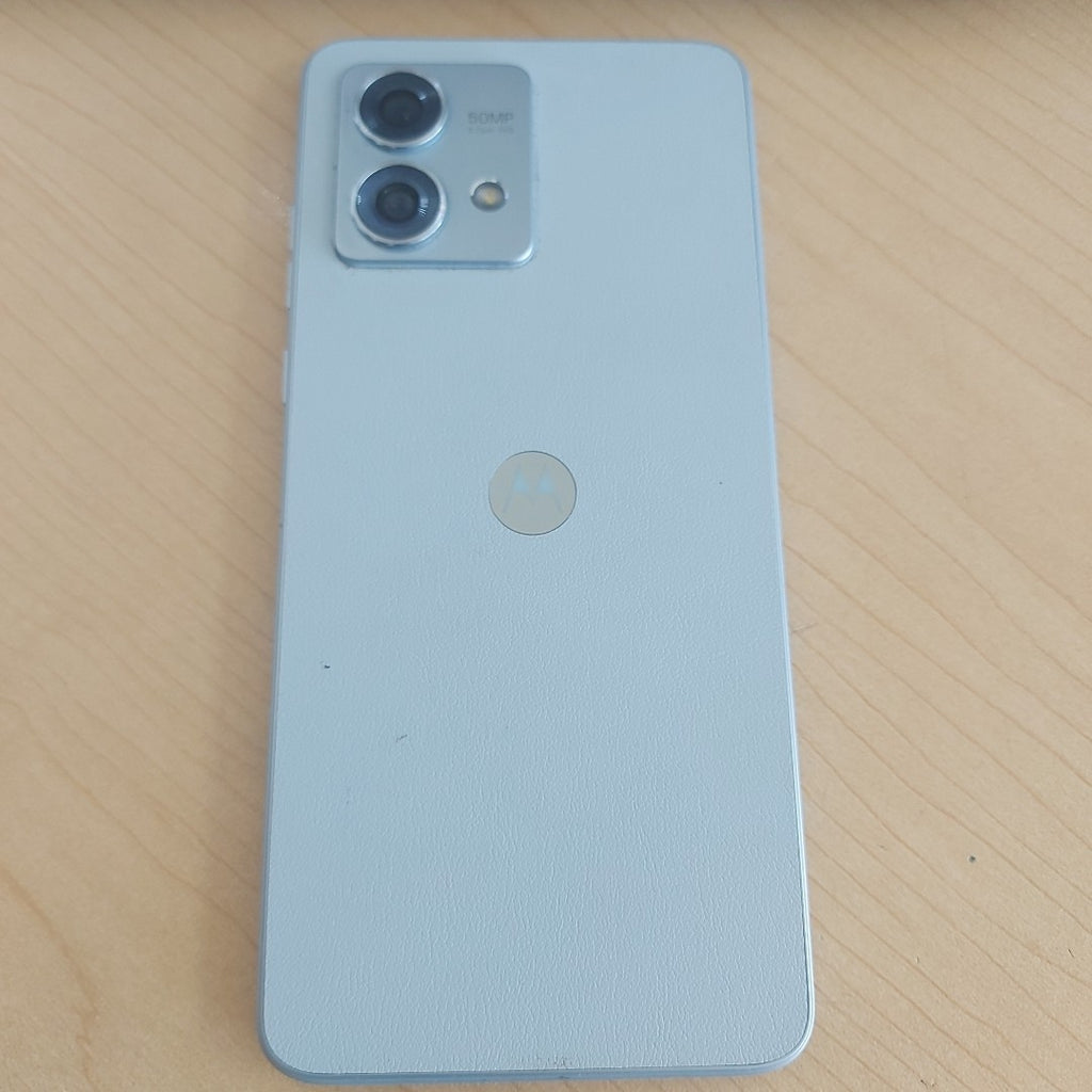 CELULAR MOTOROLA MOTO G84 XT2347-1 (2023) 256 GB 8 GB RAM (SEMINUEVO)