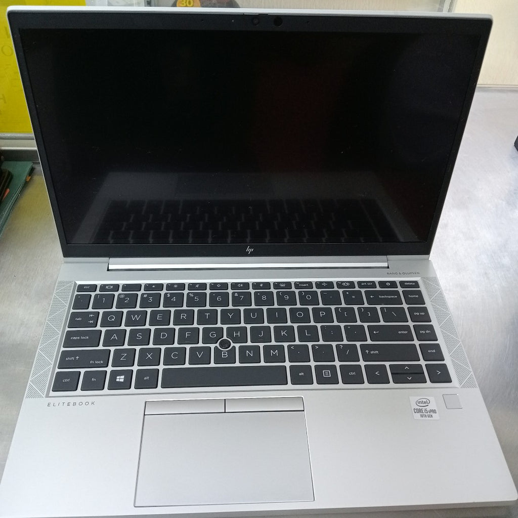 LAPTOP HP ELITEBOOK 840 G7 (2022) 256 GB SSD 8 GB RAM (SEMINUEVO)