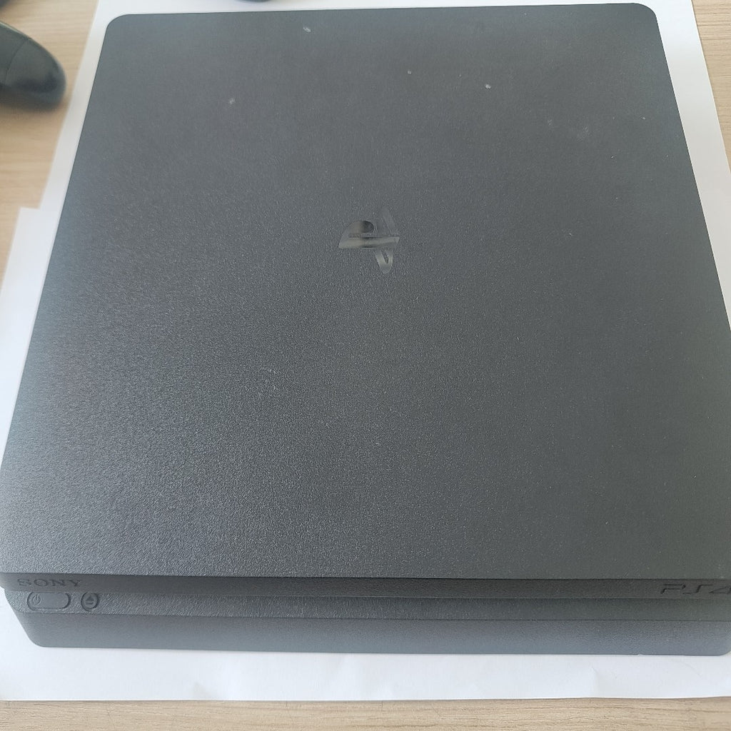 CONSOLA DE VIDEOJUEGO SONY PS4 SLIM 1 TB (SEMINUEVO)