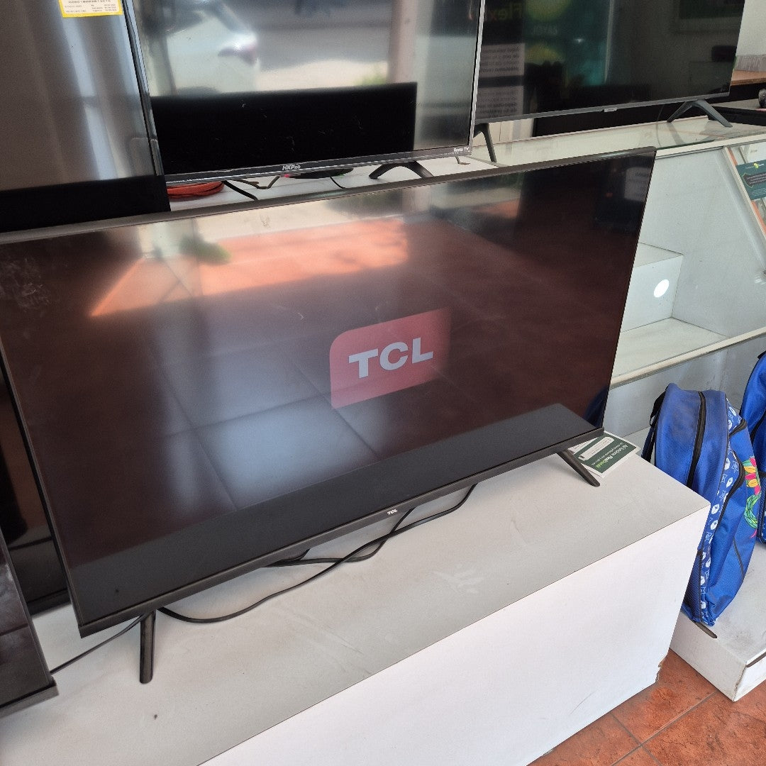 PANTALLA TCL 40A343 (2021) 40" LED FULL HD (SEMINUEVO)