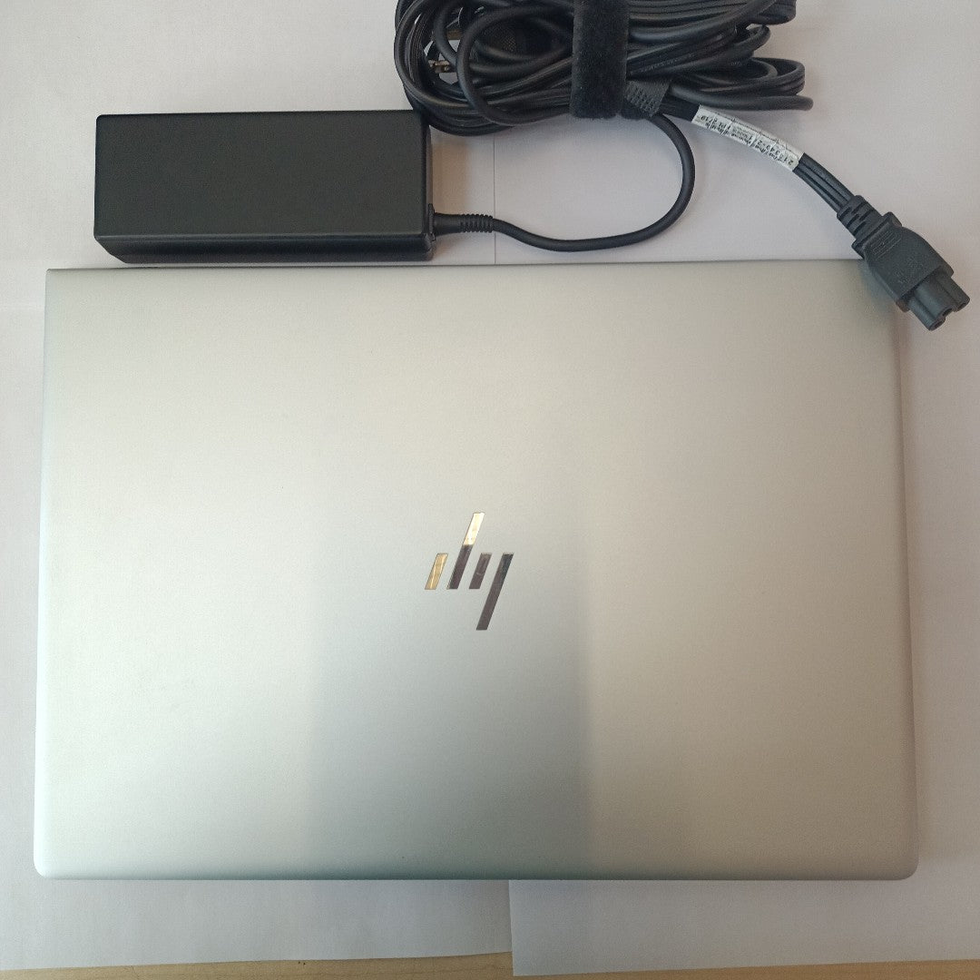 LAPTOP HP ELITEBOOK 840 G5 (2024) 256 GB SSD 16 GB RAM (SEMINUEVO)