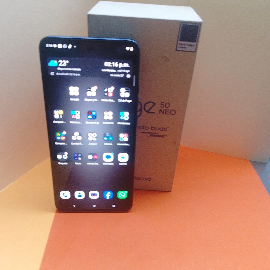 CELULAR MOTOROLA EDGE 50 NEO XT2409-2 (2024) 256 GB 8 GB RAM (SEMINUEVO)