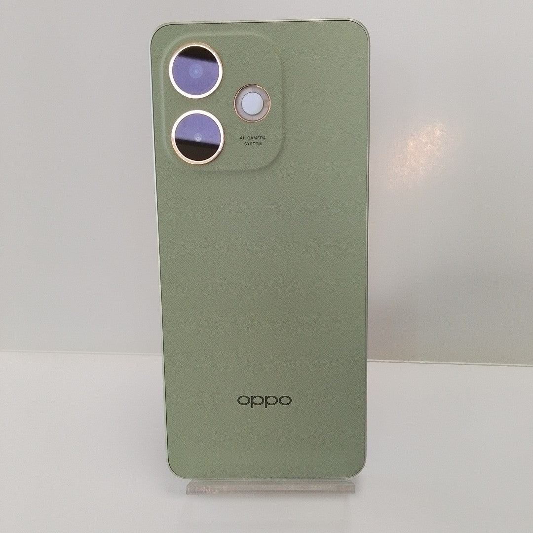 CELULAR OPPO  A5 PRO CPH2711 (2025) 256 GB 8 GB RAM (SEMINUEVO)