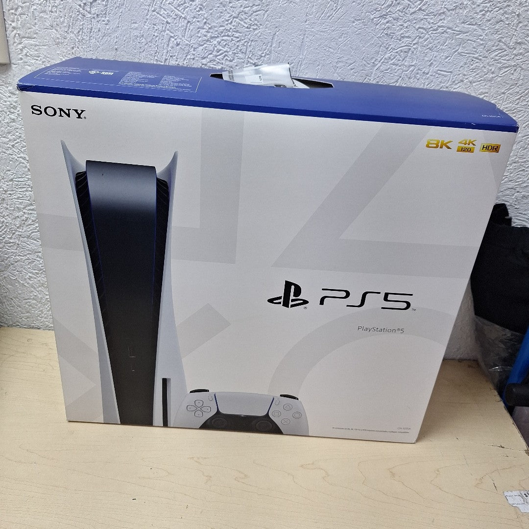 CONSOLA DE VIDEOJUEGO SONY PS5 825 SSD (SEMINUEVO)
