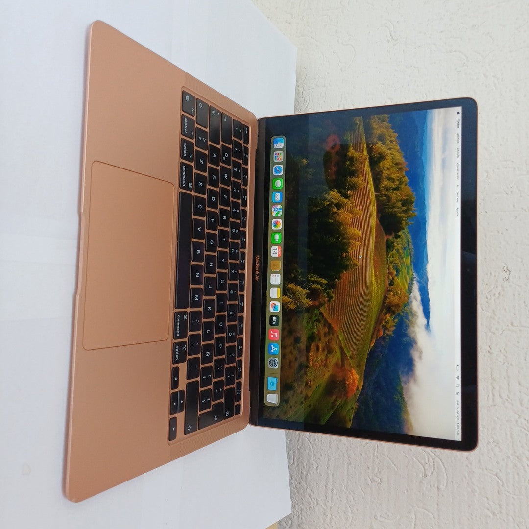 LAPTOP APPLE MACBOOK AIR 13" 2020 3.2 A2337 256 GB SSD 8 GB RAM (SEMINUEVO)