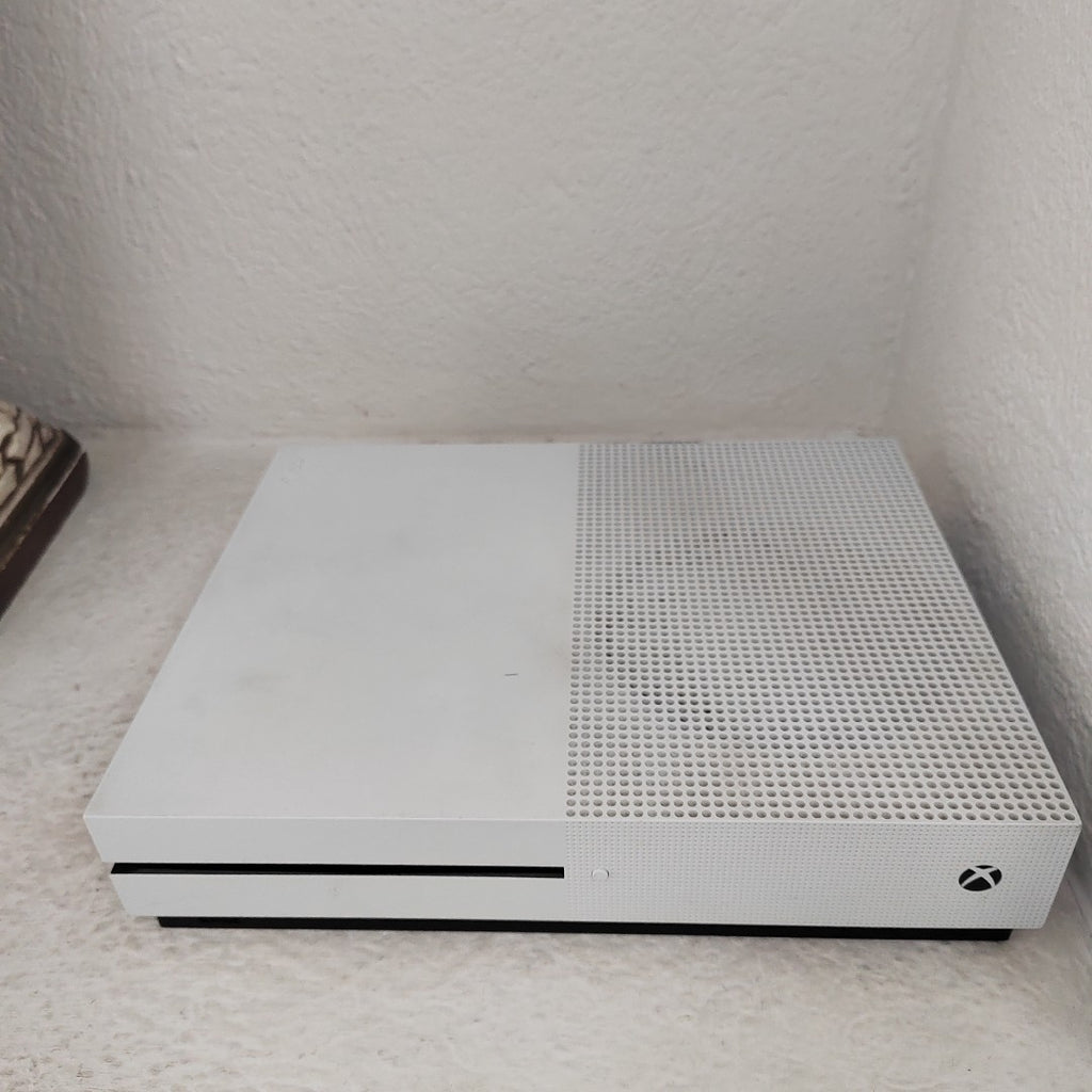 CONSOLA DE VIDEOJUEGO MICROSOFT XBOX ONE S 500 GB  (SEMINUEVO)