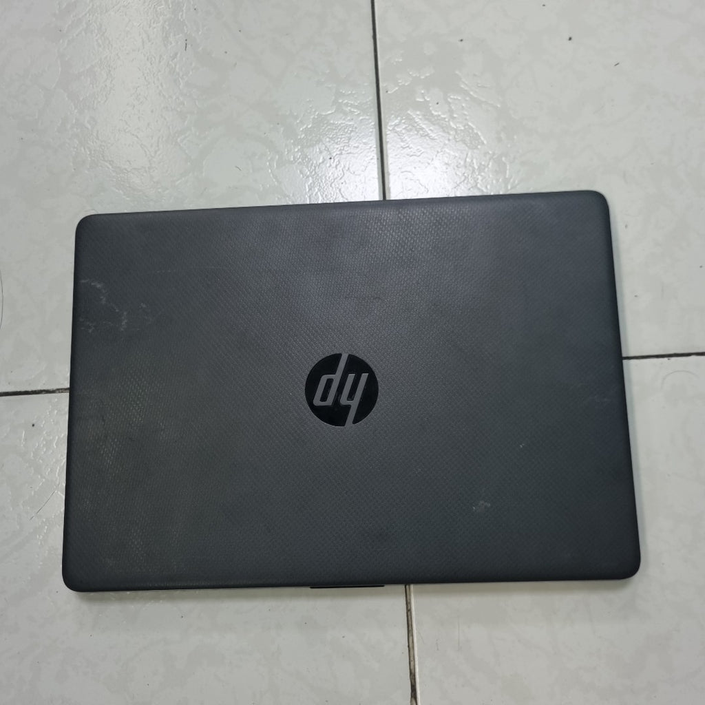 LAPTOP HP 245 G8 (2022) 1 TB 8 GB RAM (SEMINUEVO)