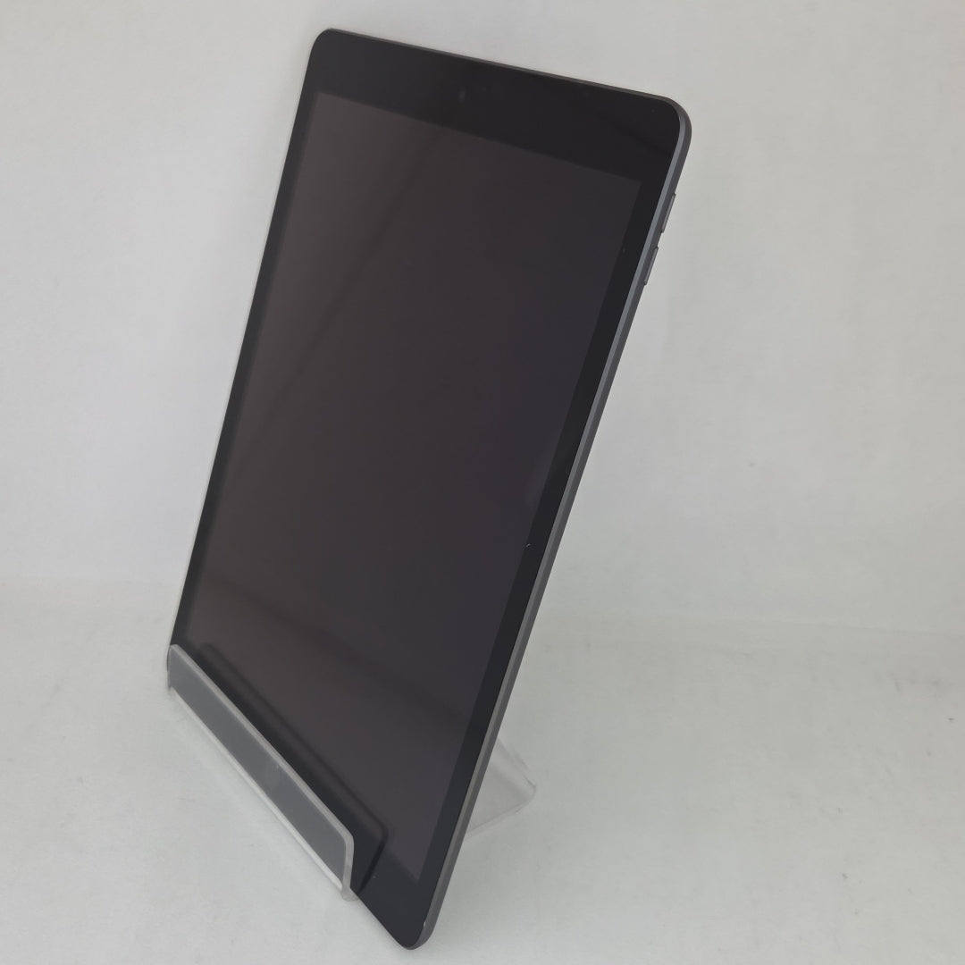 TABLETA APPLE IPAD 9 A2602 64 GB 3 GB RAM (SEMINUEVO)