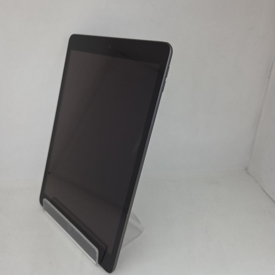 TABLETA APPLE IPAD 9 A2602 64 GB 3 GB RAM (SEMINUEVO)