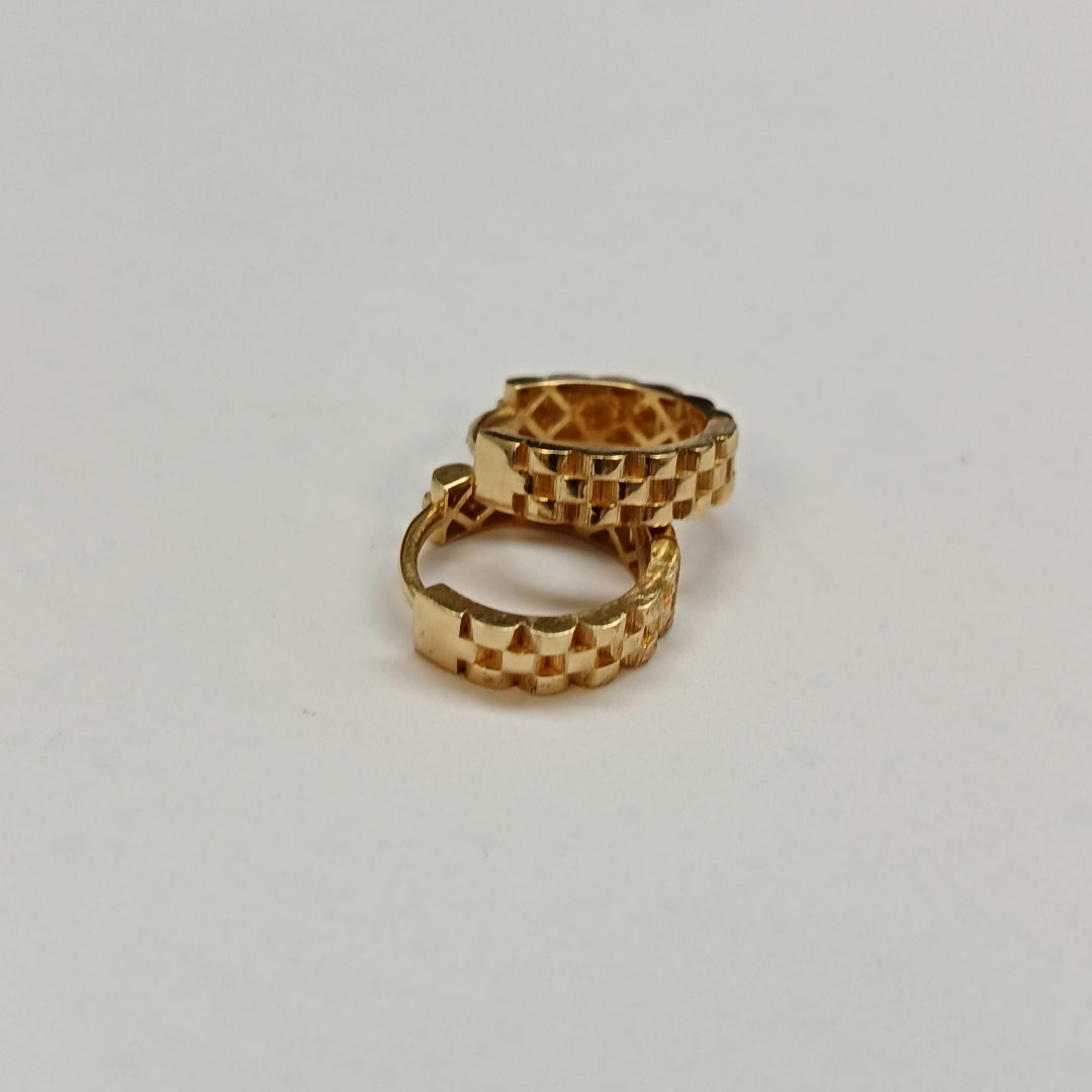 HUGGIES ORO 14K 2.2 (NUEVO)
