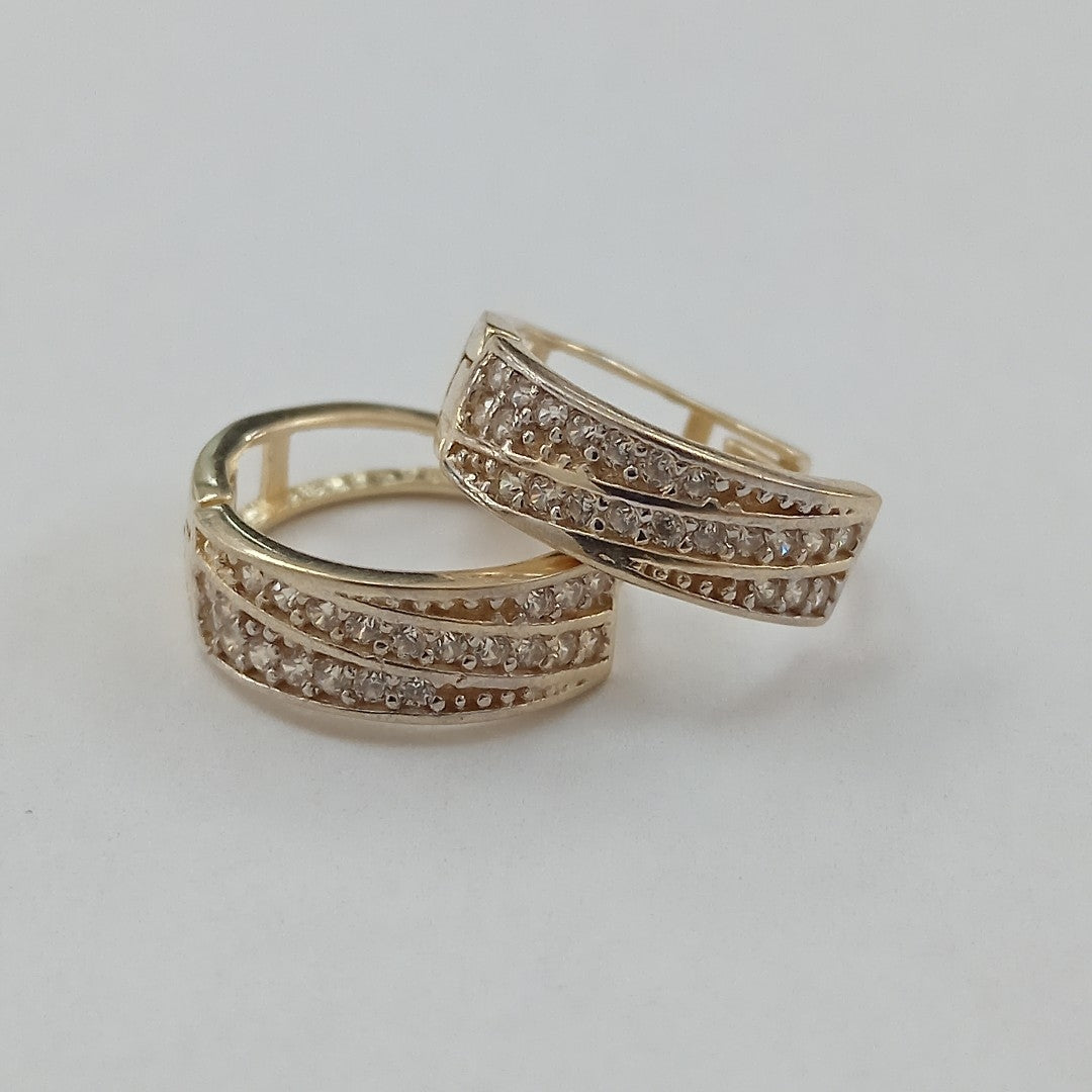 HUGGIES ORO 14K 2.4 (NUEVO)