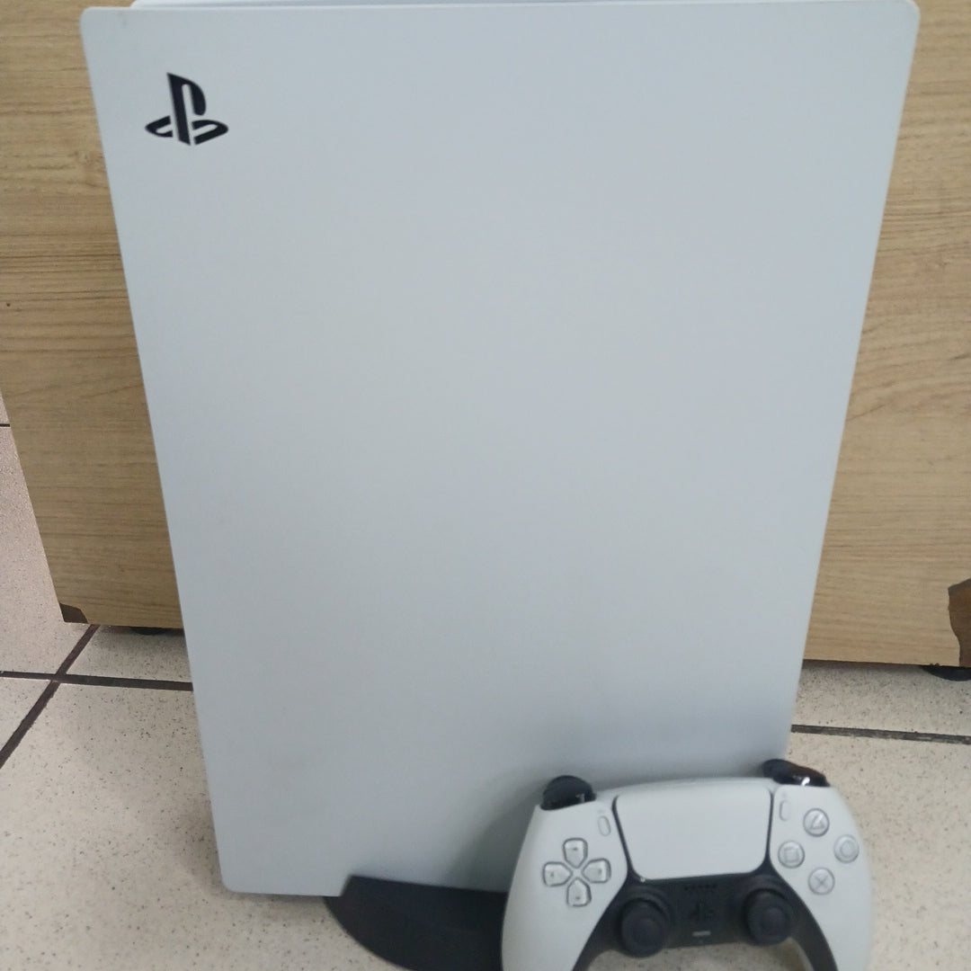CONSOLA DE VIDEOJUEGO SONY PS5 825 SSD (SEMINUEVO)