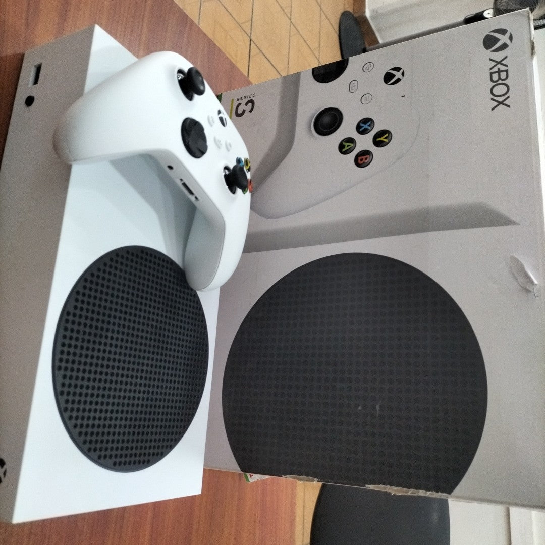 CONSOLA DE VIDEOJUEGO MICROSOFT XBOX SERIES S 512 GB SSD (SEMINUEVO)