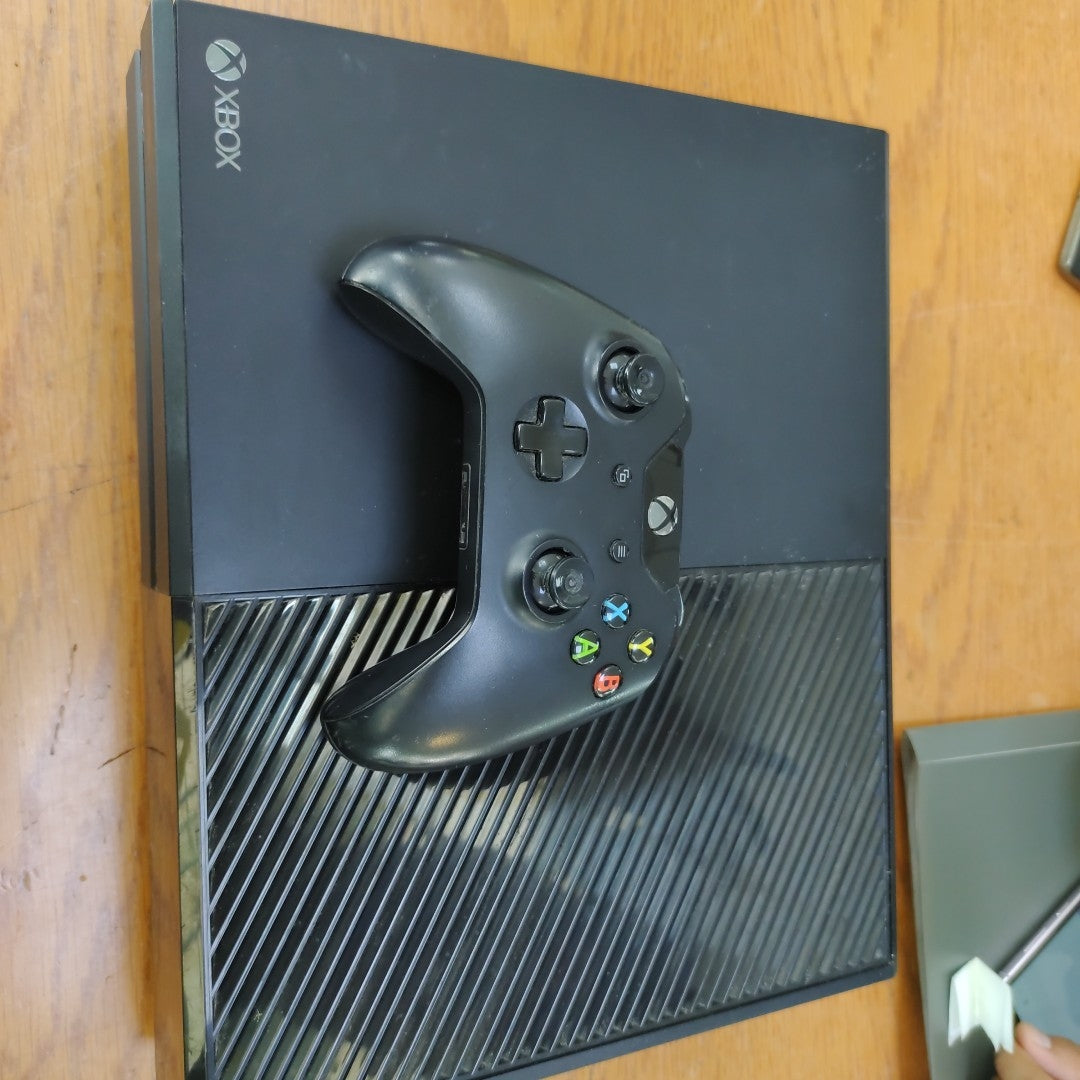 CONSOLA DE VIDEOJUEGO MICROSOFT XBOX ONE 500 GB  (SEMINUEVO)