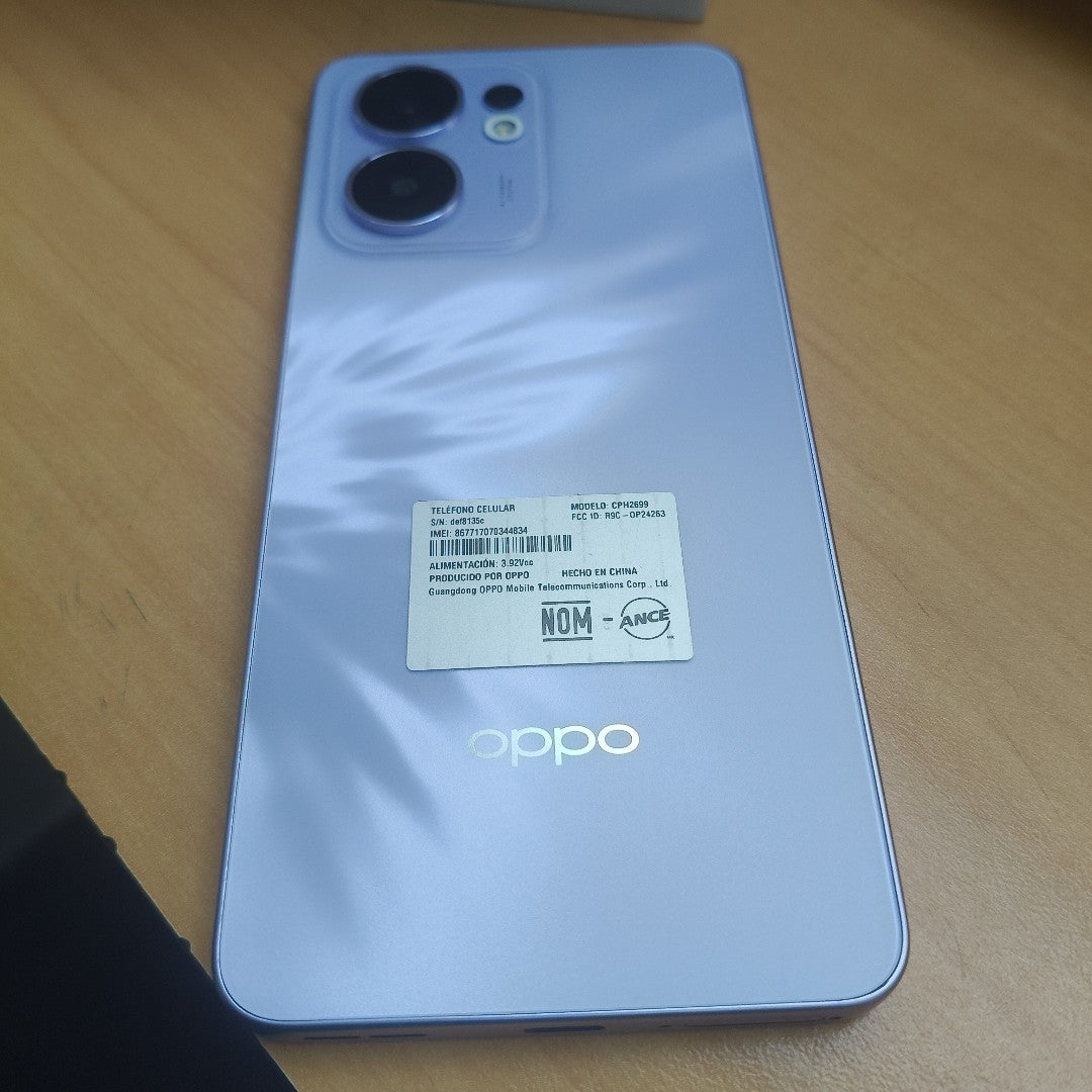 CELULAR OPPO  RENO 13F 5G CPH2699 (2025) 256 GB 12 GB RAM (SEMINUEVO)