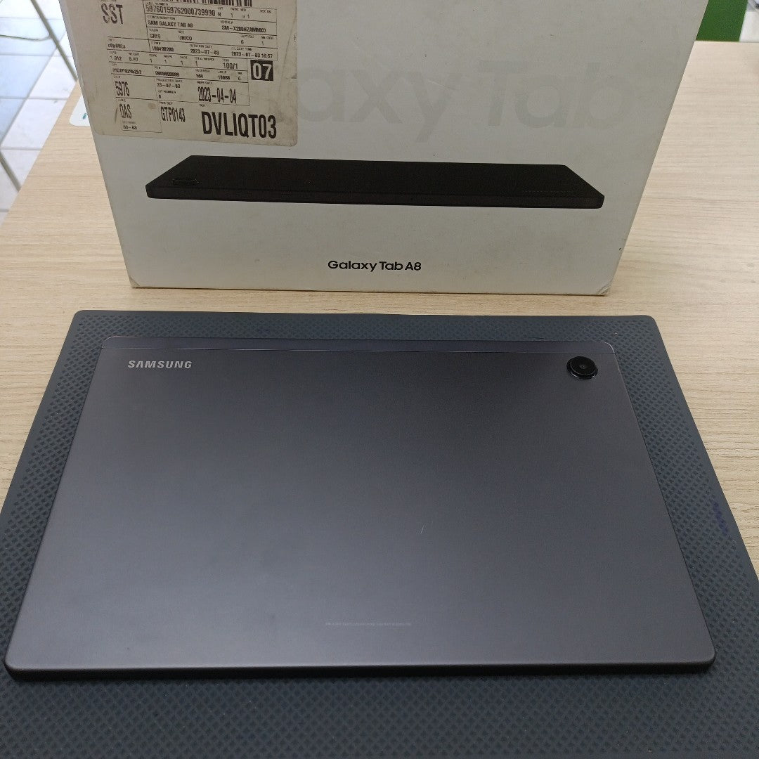 TABLETA SAMSUNG GALAXY TAB A8 SM-X200 64 GB 4 GB RAM (SEMINUEVO)