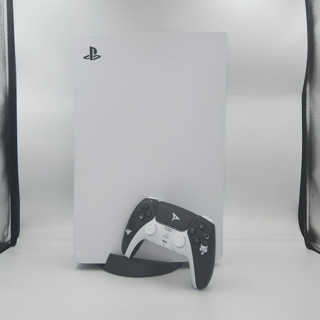 CONSOLA DE VIDEOJUEGO SONY PS5 825 SSD (SEMINUEVO)