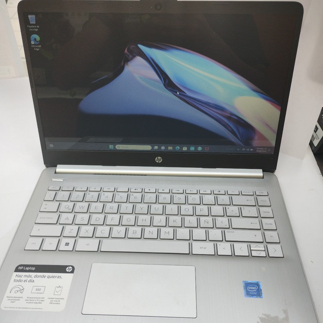 LAPTOP HP 14-DQ0527LA (2023) 256 GB SSD 8 GB RAM (SEMINUEVO)