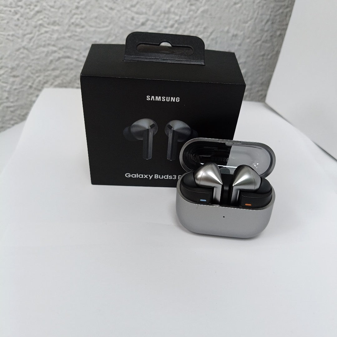 AUDIFONOS SAMSUNG GALAXY BUDS 3 PRO SM-R630 INALAMBRICO IN EAR (SEMINUEVO)