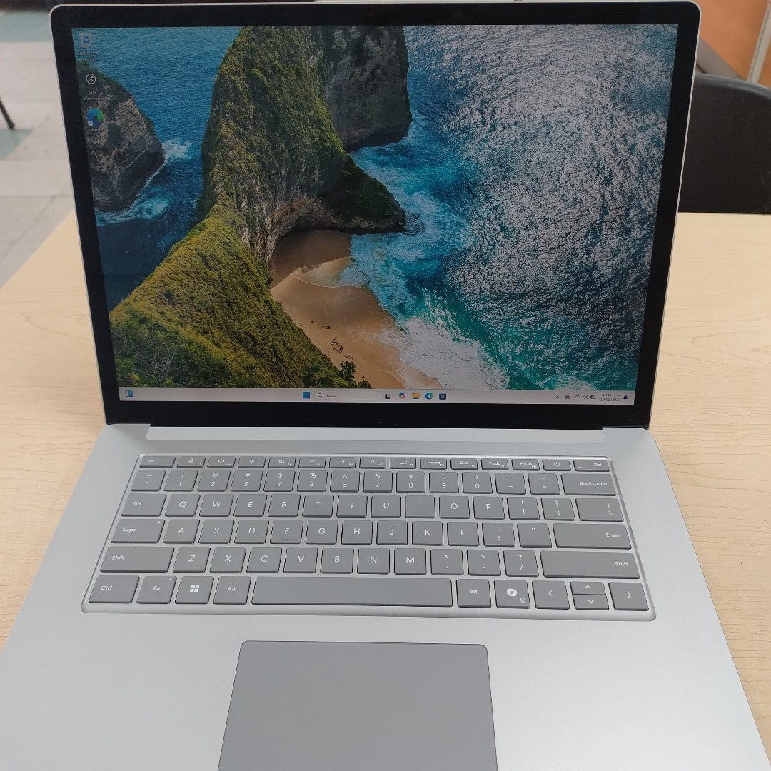 LAPTOP MICROSOFT SURFACE LAPTOP 6 2035 (2024) 1 TB SSD 32 GB RAM (SEMINUEVO)