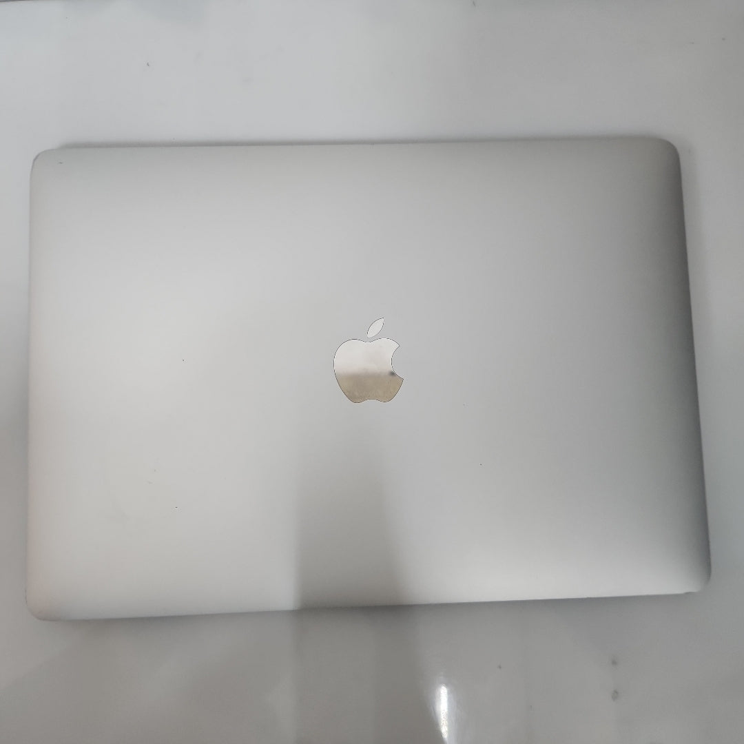 LAPTOP APPLE MACBOOK AIR 13" 2020 1.1 A2179 256 GB SSD 8 GB RAM (SEMINUEVO)