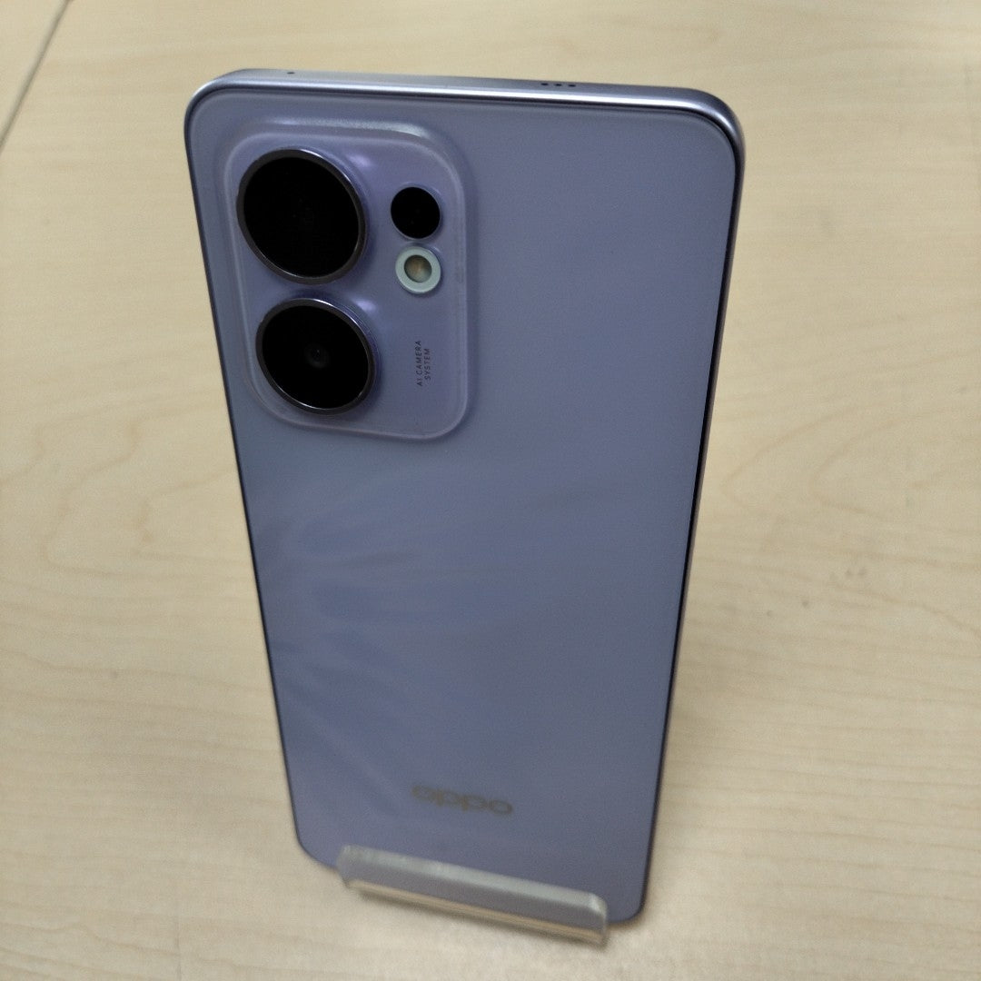 CELULAR OPPO  RENO 13F 5G CPH2699 (2025) 256 GB 12 GB RAM (SEMINUEVO)