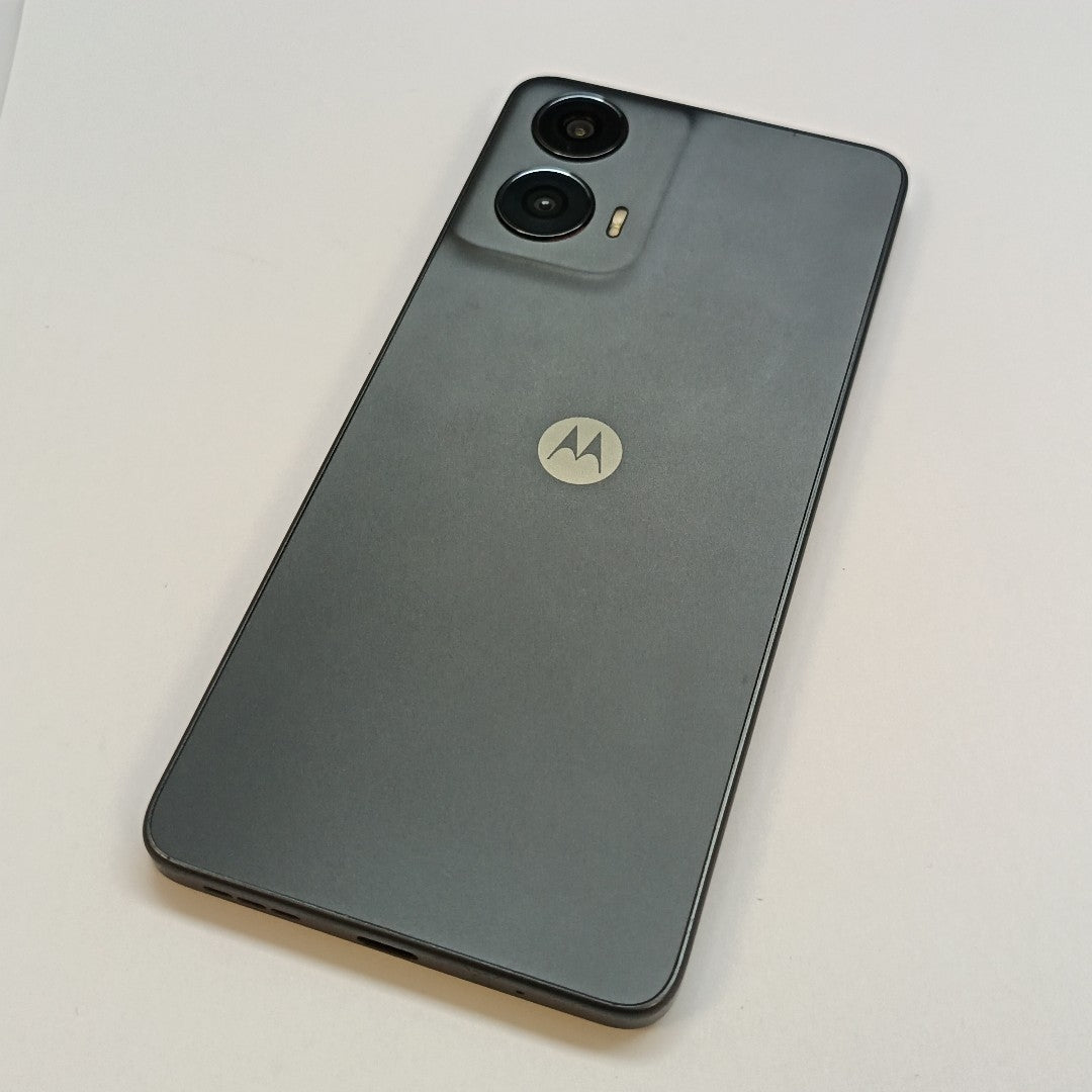 CELULAR MOTOROLA MOTO G24 XT2423-1 (2024) 128 GB 4 GB RAM (SEMINUEVO)