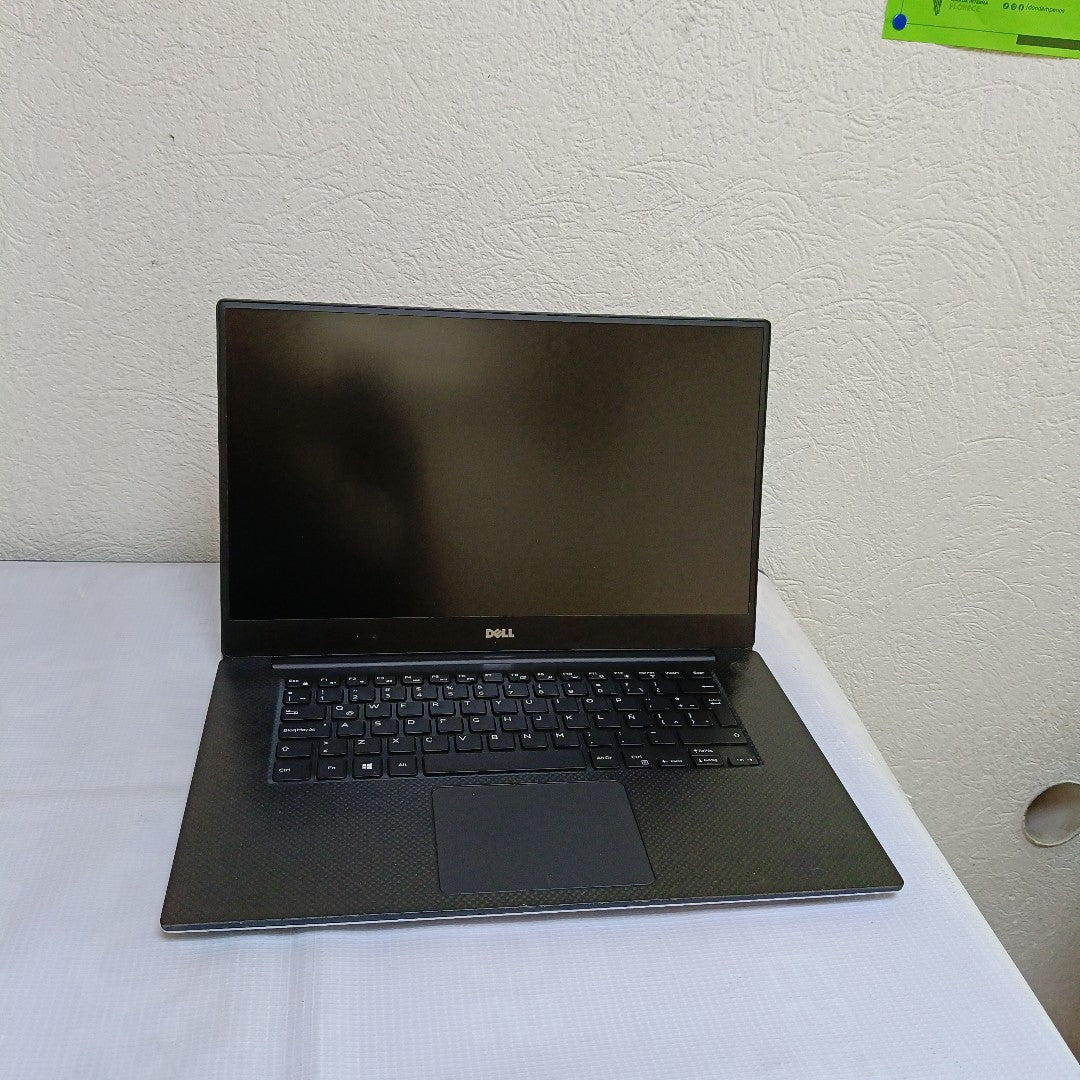 LAPTOP DELL G15 5520 (2022) 512 GB SSD 16 GB RAM (SEMINUEVO)