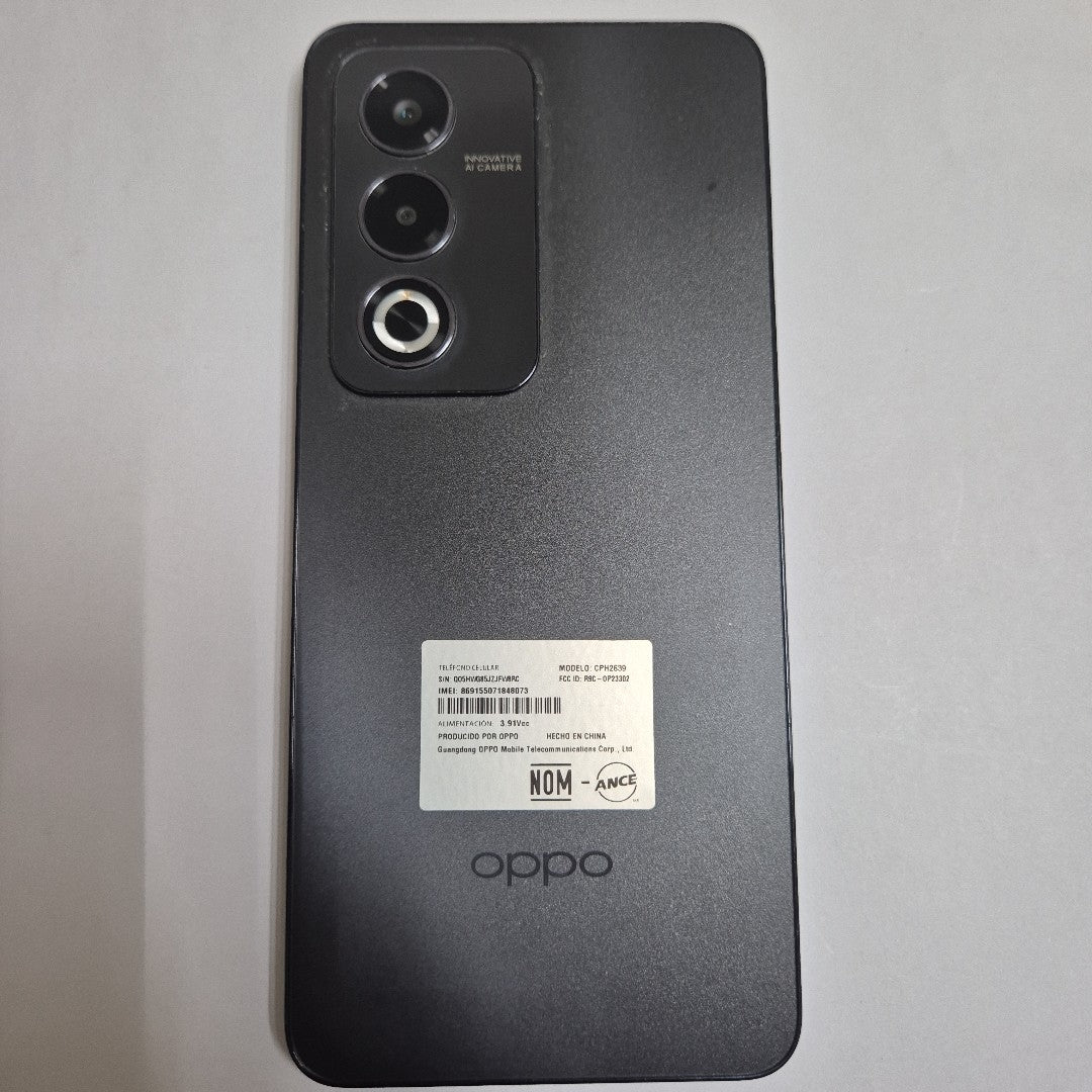 CELULAR OPPO  A80 5G CPH2639 (2024) 256 GB 8 GB RAM (SEMINUEVO)