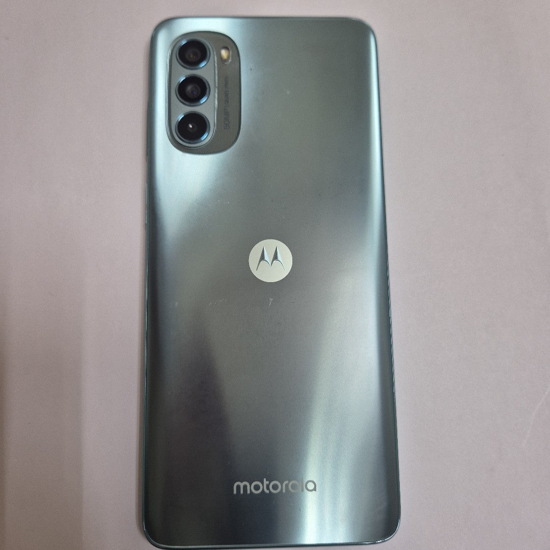 CELULAR MOTOROLA MOTO G62 5G XT2223-2 128 GB 4 GB RAM (SEMINUEVO)