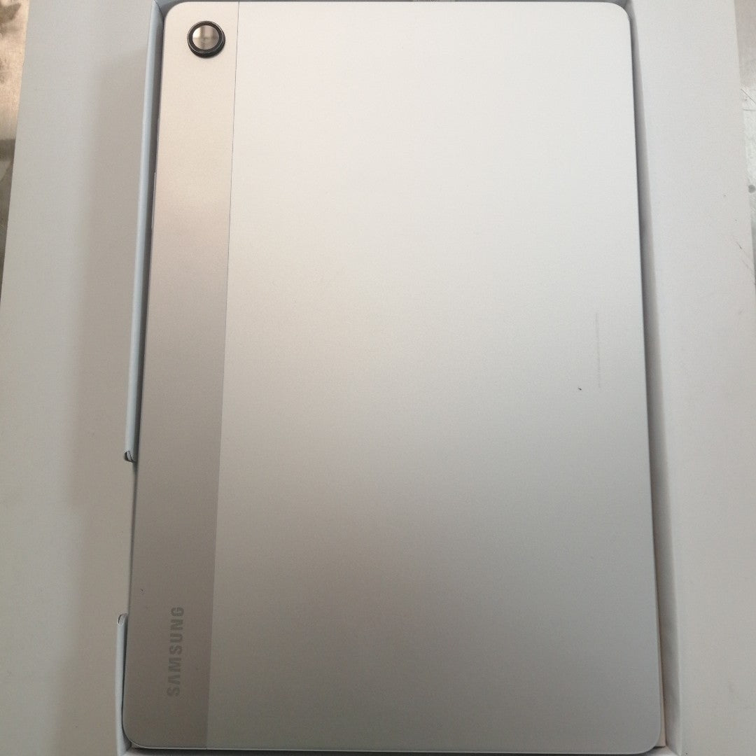 TABLETA SAMSUNG GALAXY TAB A9+ SM-X210 (2023) 128 GB 8 GB RAM (SEMINUEVO)