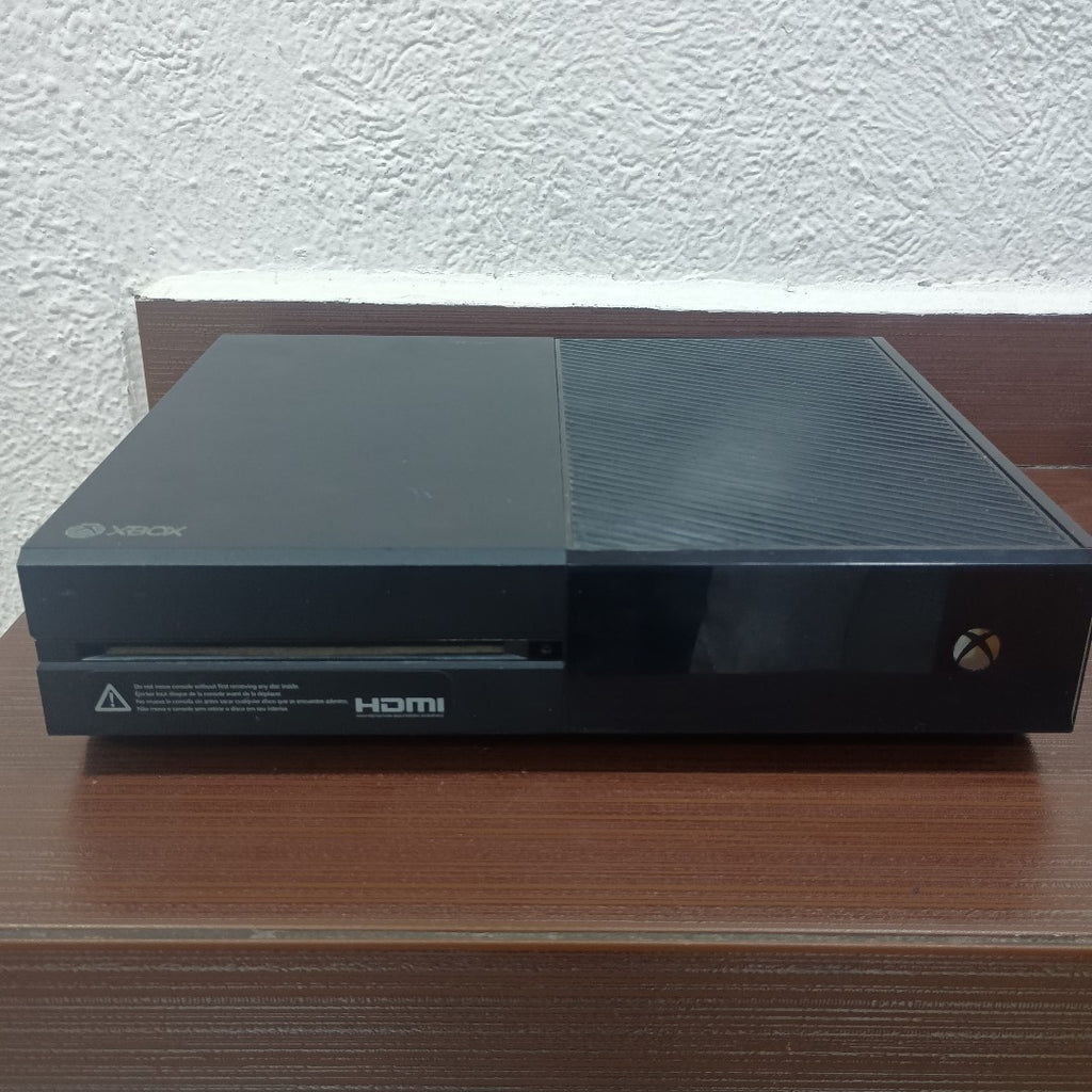 CONSOLA DE VIDEOJUEGO MICROSOFT XBOX ONE 500 GB  (SEMINUEVO)