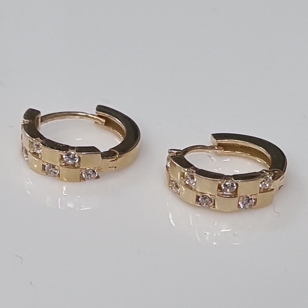 HUGGIES ORO 14K 1.9 (NUEVO)
