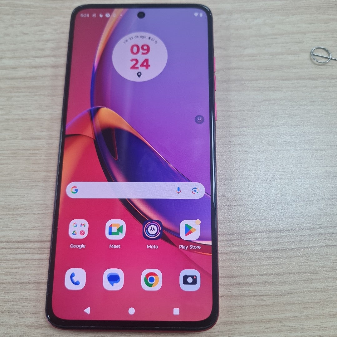 CELULAR MOTOROLA MOTO G84 XT2347-2 (2023) 256 GB 8 GB RAM (SEMINUEVO)