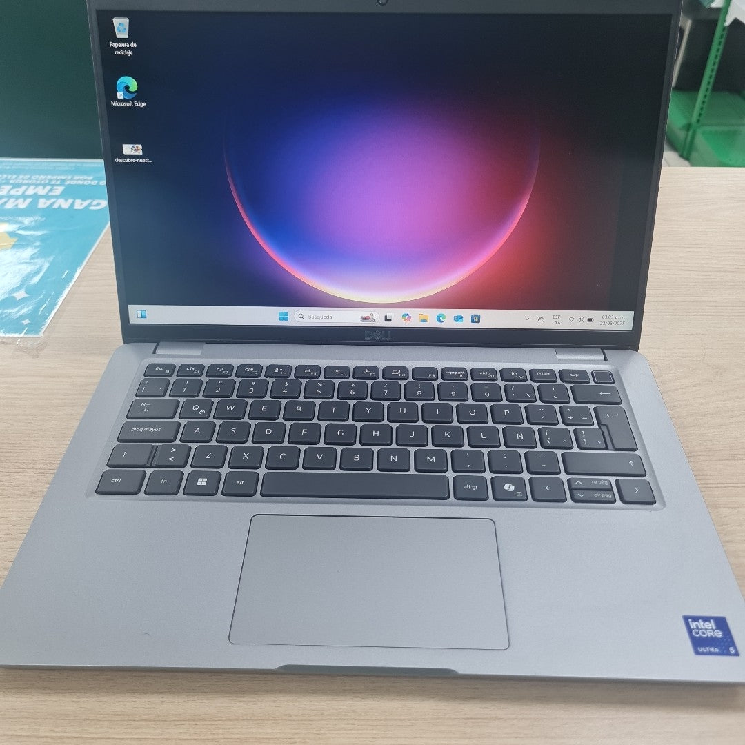 LAPTOP DELL LATITUDE 5450 (2024) 512 GB SSD 16 GB RAM (SEMINUEVO)