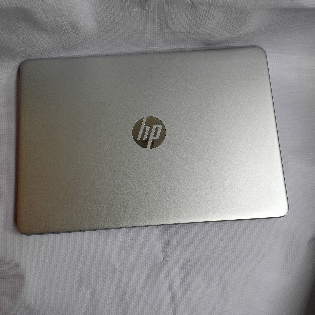LAPTOP HP 14-DQ0505LA (2023) 256 GB SSD 8 GB RAM (SEMINUEVO)