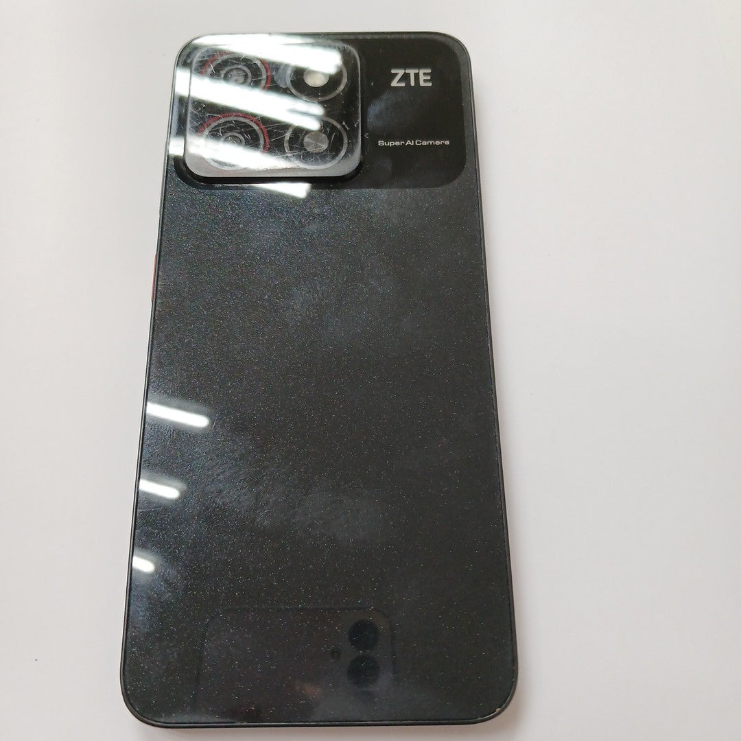 CELULAR ZTE BLADE A35 Z2453 (2024) 64 GB 4 GB RAM (SEMINUEVO)