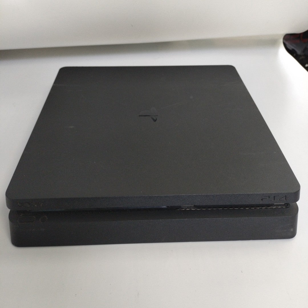 CONSOLA DE VIDEOJUEGO SONY PS4 SLIM 1 TB (SEMINUEVO)
