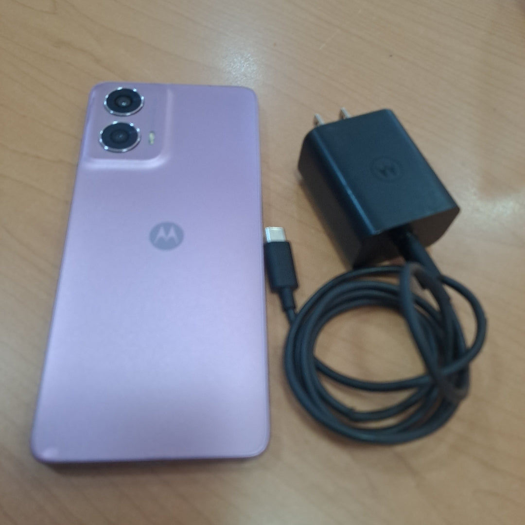 CELULAR MOTOROLA MOTO G24 XT2423-1 (2024) 256 GB 4 GB RAM (SEMINUEVO)