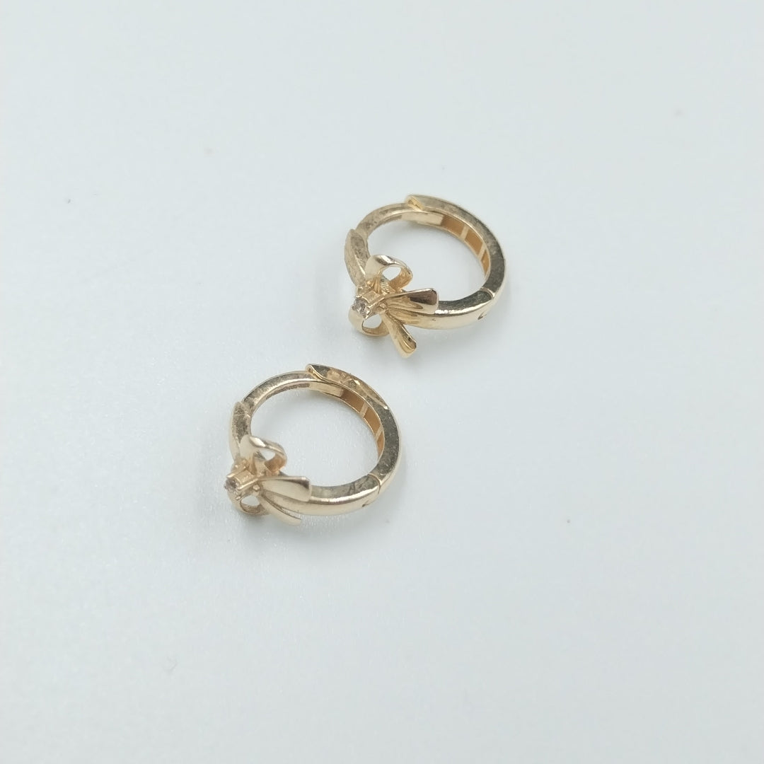 HUGGIES ORO 14K 1.5 (NUEVO)