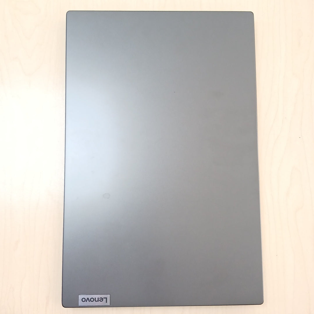 LAPTOP LENOVO V15 G3 IAP (2024) 512 GB SSD 16 GB RAM (SEMINUEVO)