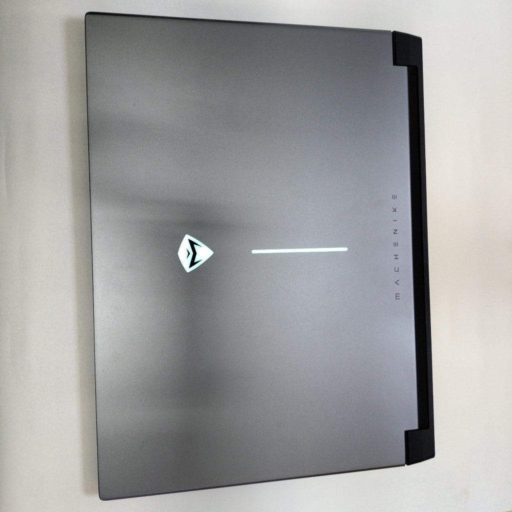 LAPTOP MACHENIKE L16A 512 GB SSD 16 GB RAM (SEMINUEVO)