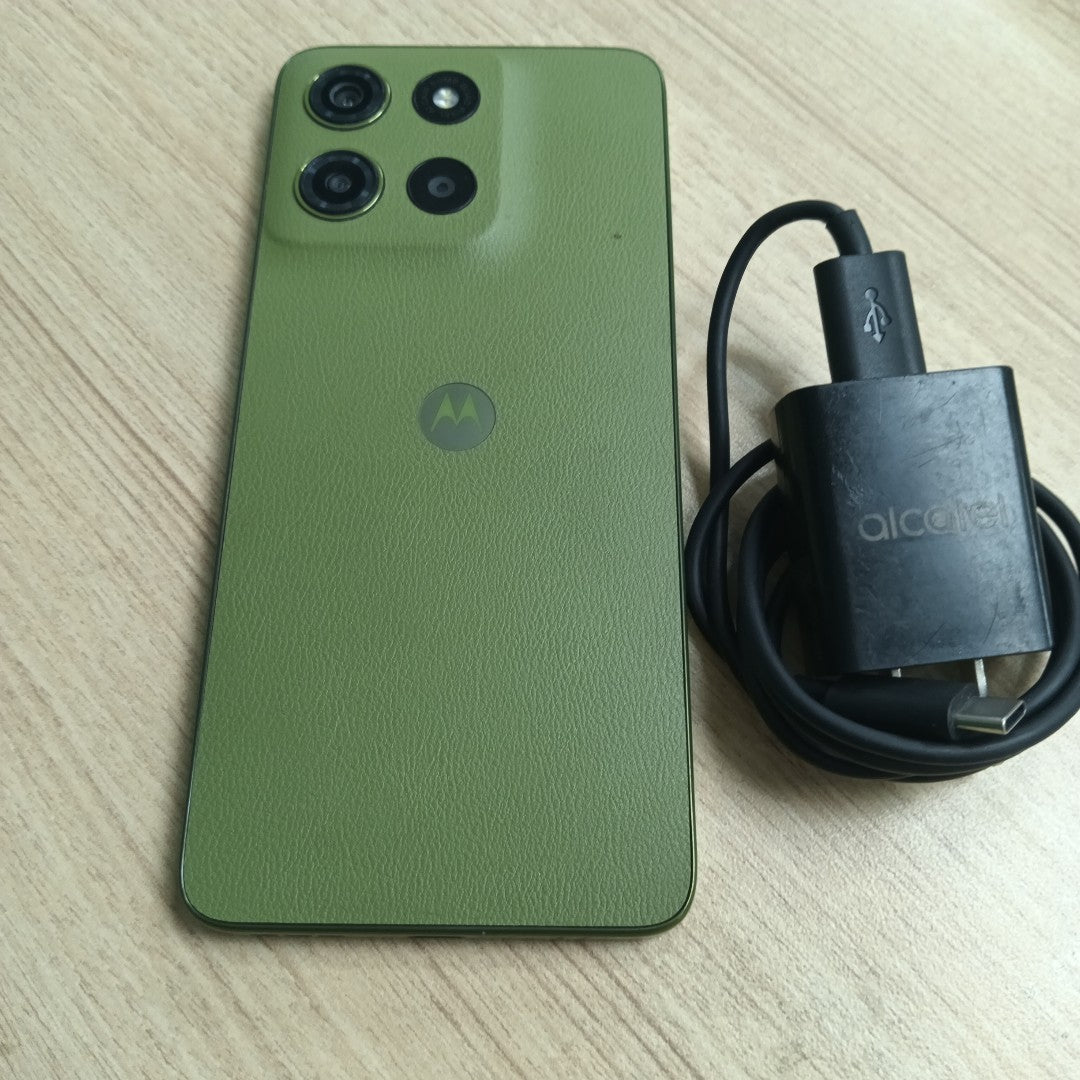 CELULAR MOTOROLA MOTO G15 XT2521-2 (2025) 256 GB 4 GB RAM (SEMINUEVO)