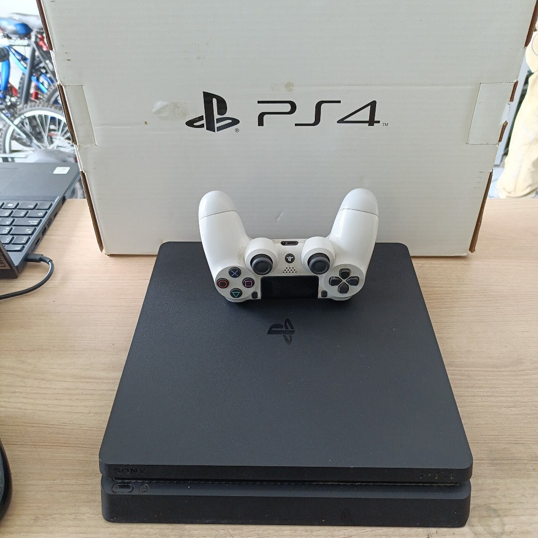 CONSOLA DE VIDEOJUEGO SONY PS4 SLIM 500 GB  (SEMINUEVO)
