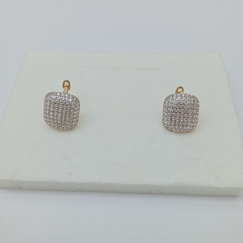 BROQUELES ORO 14K 3.9 (NUEVO)