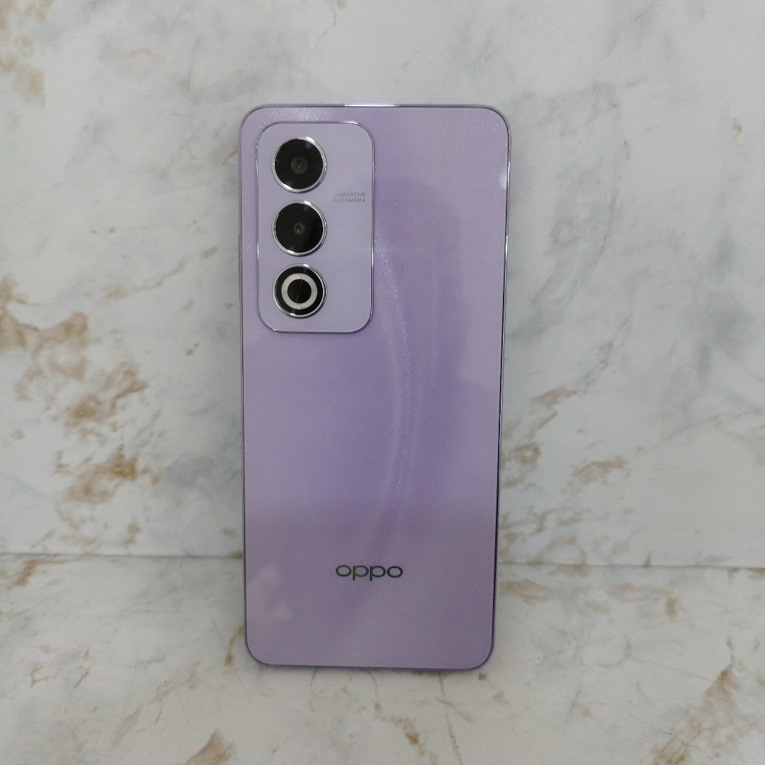 CELULAR OPPO  A80 5G CPH2639 (2024) 256 GB 8 GB RAM (SEMINUEVO)