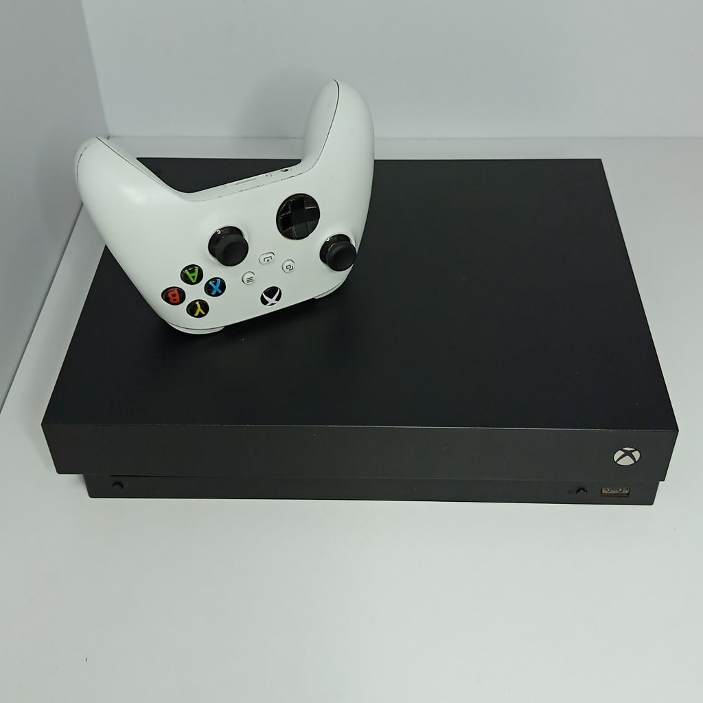 CONSOLA DE VIDEOJUEGO MICROSOFT XBOX ONE X 1 TB (SEMINUEVO)