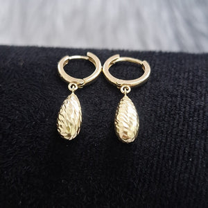 HUGGIES ORO 14K 1.5 (NUEVO)